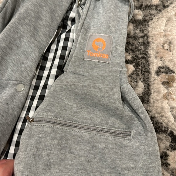 NWOT TOMKAS Dog Sling Carrier for Small Dogs - Picture 2 of 5